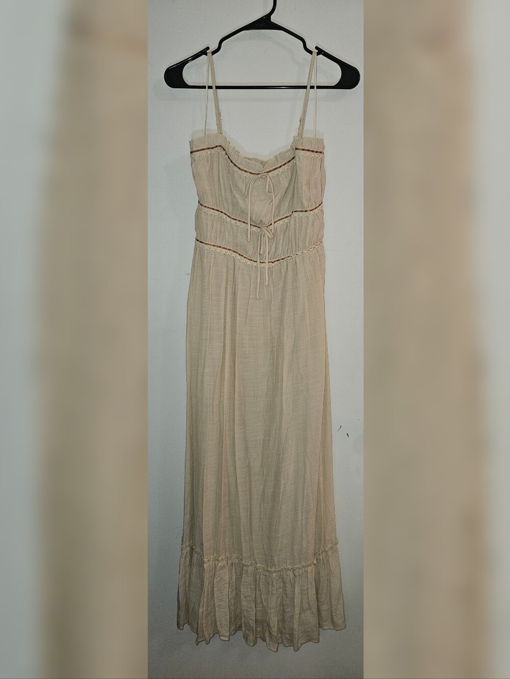 Sincerely Jules Cream Spaghetti-Strap Maxi Dress